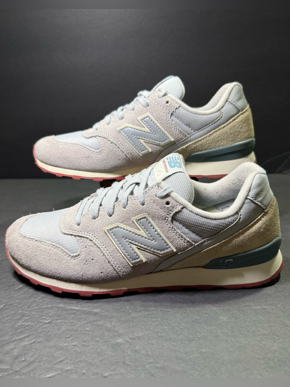 New Balance 696 Women’s Blue Running Walking Sneakers Shoe Size-9.5